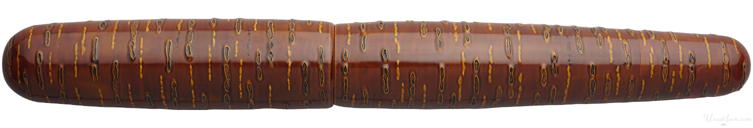 Danitrio Sakurakawa-nuri in Wine on Mikado Fountain Pen