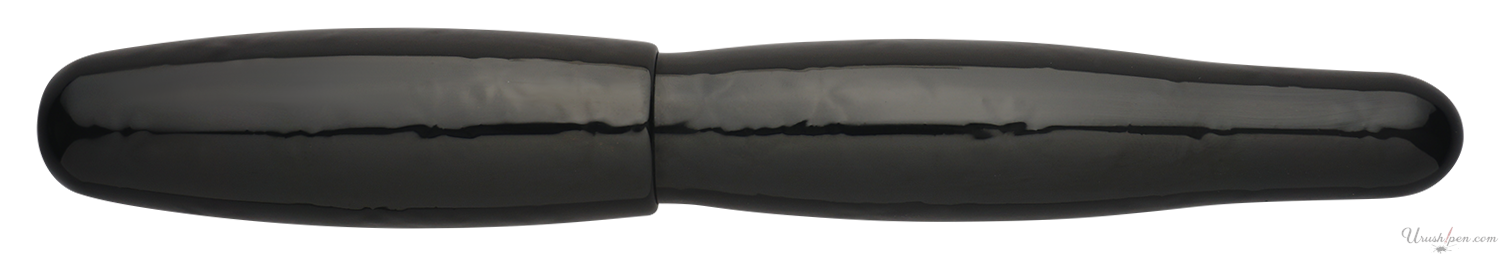 Danitrio Sakura-nuri in Black on Hyotan Fountain Pen