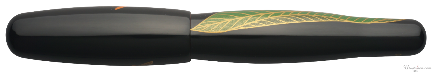 Danitrio Crimson Sunbird Maki-E on Hyotan Fountain Pen