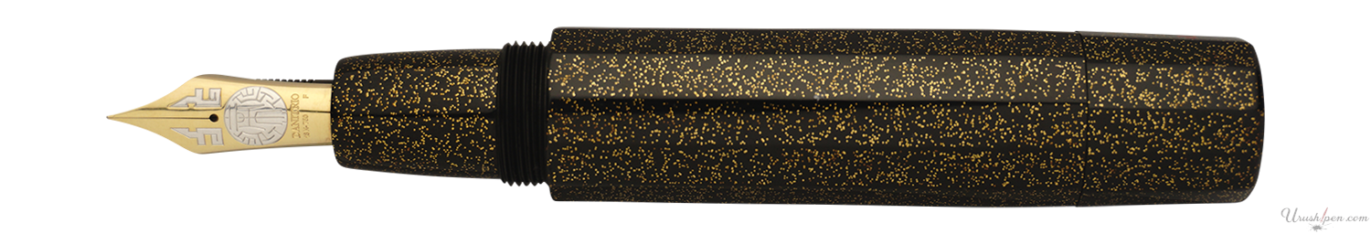 Danitrio Nashiji-nuri in Black on Junikaku Fountain Pen