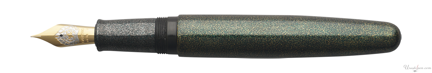 Danitrio Nashiji-nuri in Green on Takumi Fountain Pen