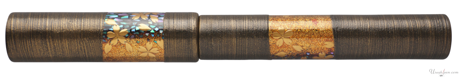 Danitrio Uraraka Beautiful Maki-E on Genkai Fountain Pen