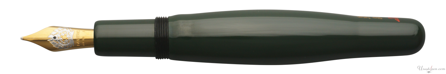 Danitrio Tame-Nuri in Green on Hyotan Fountain Pen Open