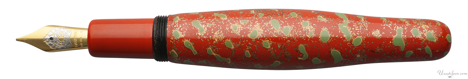 Danitrio Tsugaru-nuri Kara-nuri in Red on Hyotan Fountain Pen