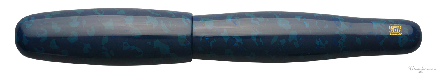 Danitrio Tsugaru-nuri Kara-nuri in Blue on Hyotan Fountain Pen
