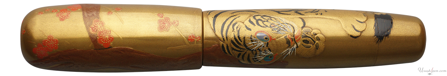 Danitrio Tora-zu Tiger Maki-E on Yokozuna Fountain Pen