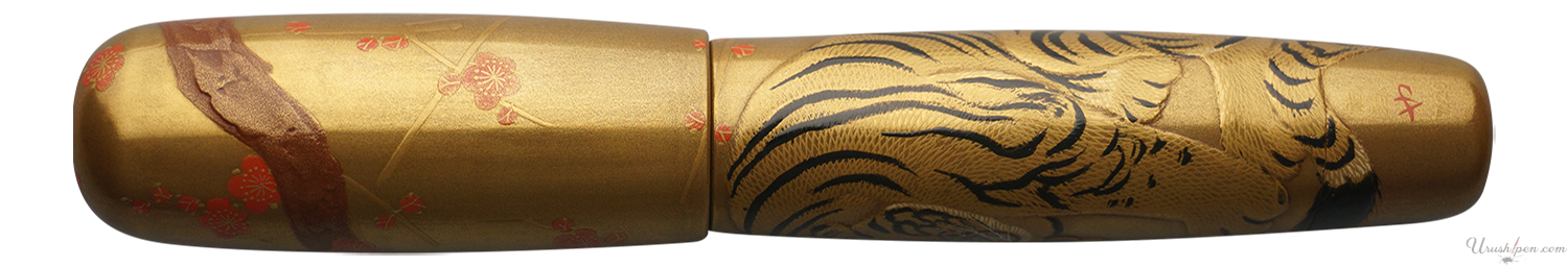 Danitrio Tora-zu Tiger Maki-E on Yokozuna Fountain Pen