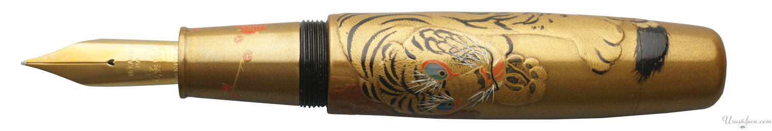 Danitrio Tora-zu Tiger Maki-E on Yokozuna Fountain Pen