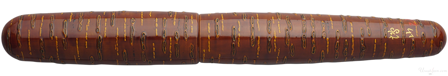 Danitrio Sakurakawa-nuri in Wine on Mikado Fountain Pen