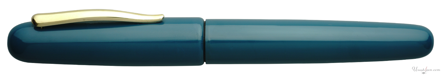 Danitrio Roiro-migaki in Blue on Takumi Fountain Pen
