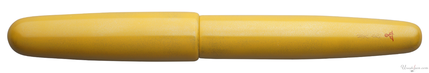 Danitrio Roiro-migaki in Gingko Yellow on Takumi Fountain Pen