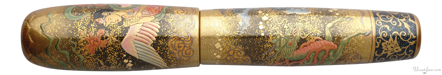 Danitrio God’s Animal Maki-e on Yokozuna Fountain Pen