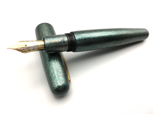 Danitrio Ishimeji in Blue on Mikado Fountain Pen