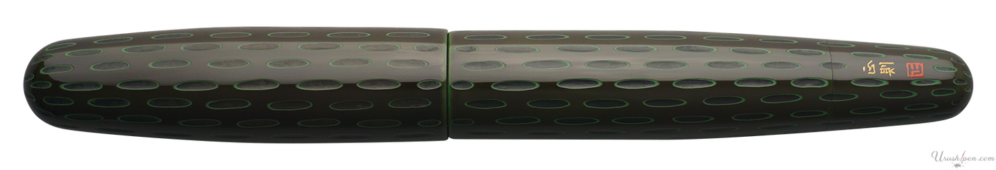 Danitrio Kama-nuri in Green on Mikado Fountain Pen