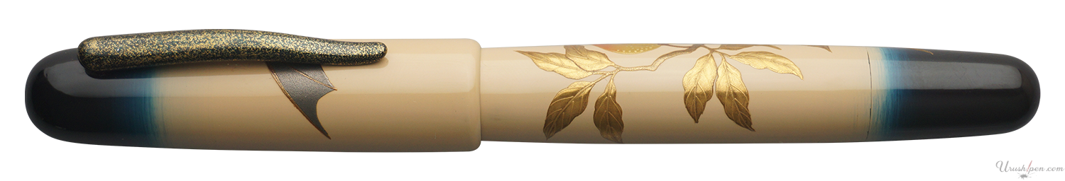 Danitrio Bat and Peaches Maki-E on Takumi Fountain Pen