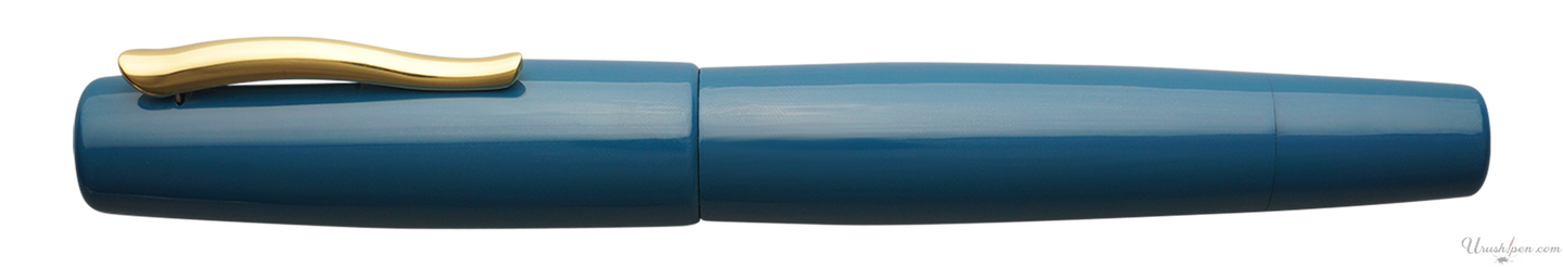 Danitrio Roiro-migaki in Blue on Mikado Fountain Pen