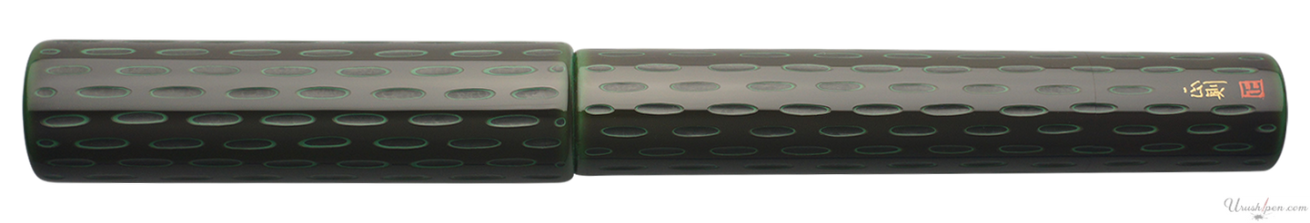 Danitrio Kama-nuri in Shiso Green on Genkai Fountain Pen