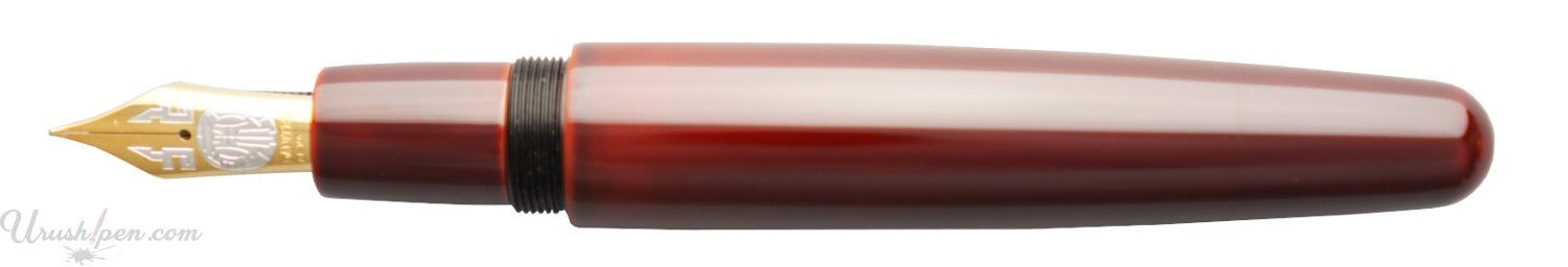 Danitrio Tame-nuri in Shu Red on Mikado Fountain Pen Open