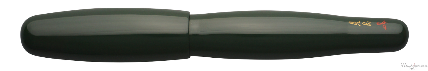 Danitrio Tame-Nuri in Green on Hyotan Fountain Pen Closed