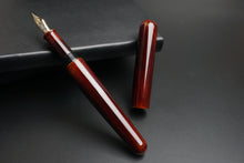 Load image into Gallery viewer, ShiZen Tanoshi Kiiro Tame-nuri on Ranga M5 Fountain Pen