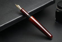 Load image into Gallery viewer, ShiZen Tanoshi Kiiro Tame-nuri on Ranga M4C Fountain Pen